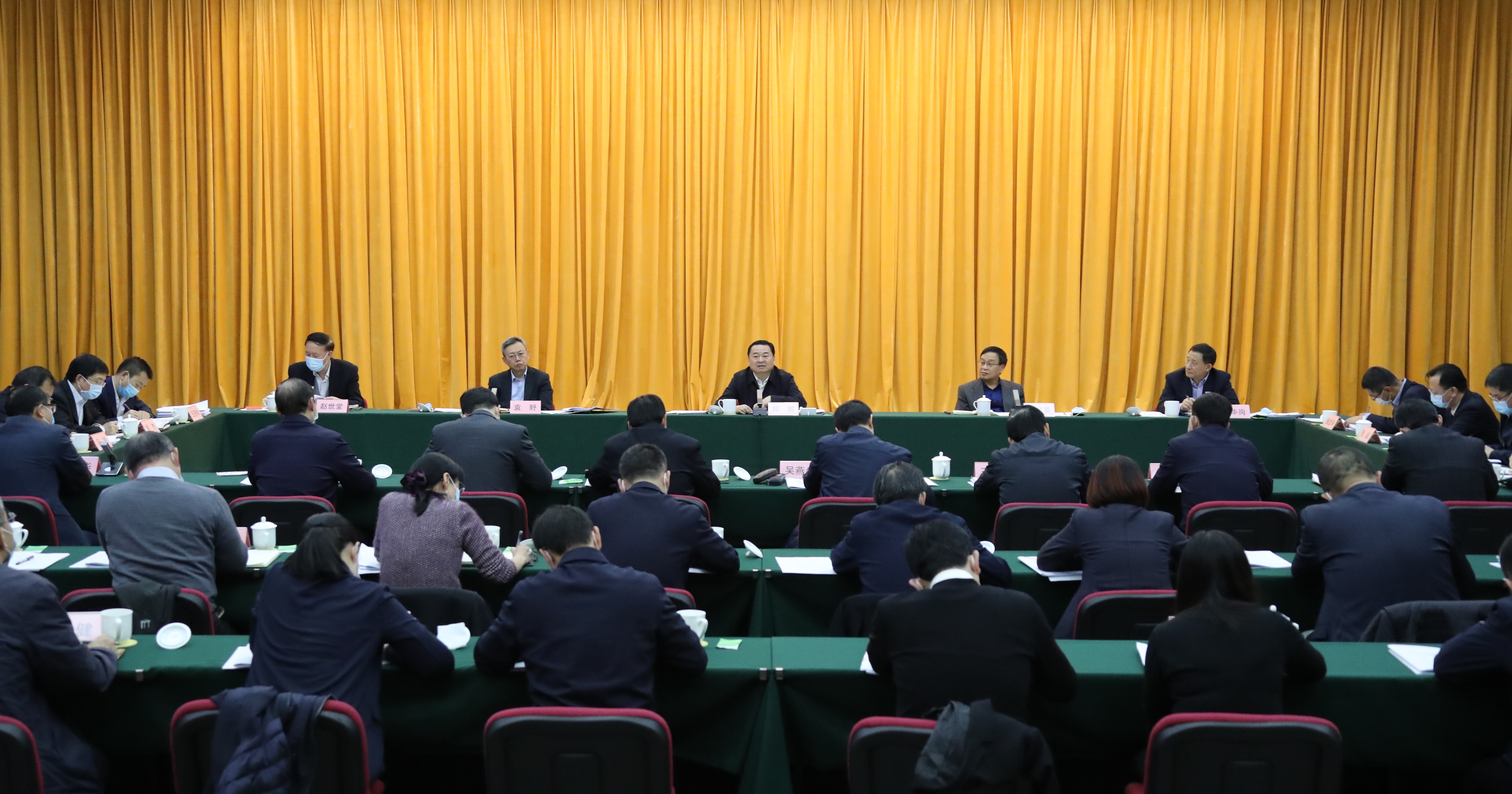 国资委召开部分中央企业认真人座谈会  研究剖析企业经济运行情形 全力以赴实现“两个力争”目的-尊龙凯时