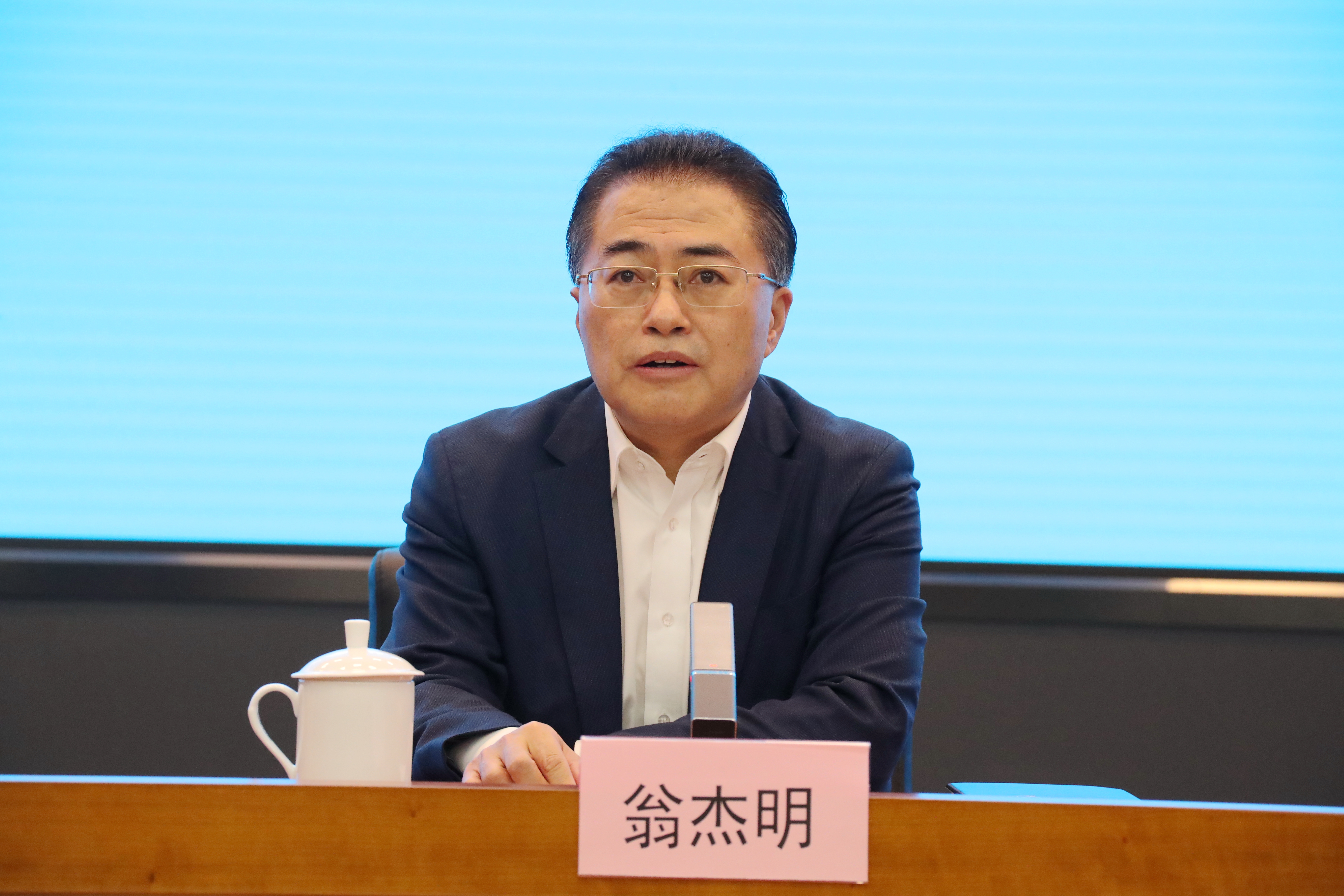 翁杰明出席法治央企建设媒体通气会并回覆记者提问-尊龙凯时