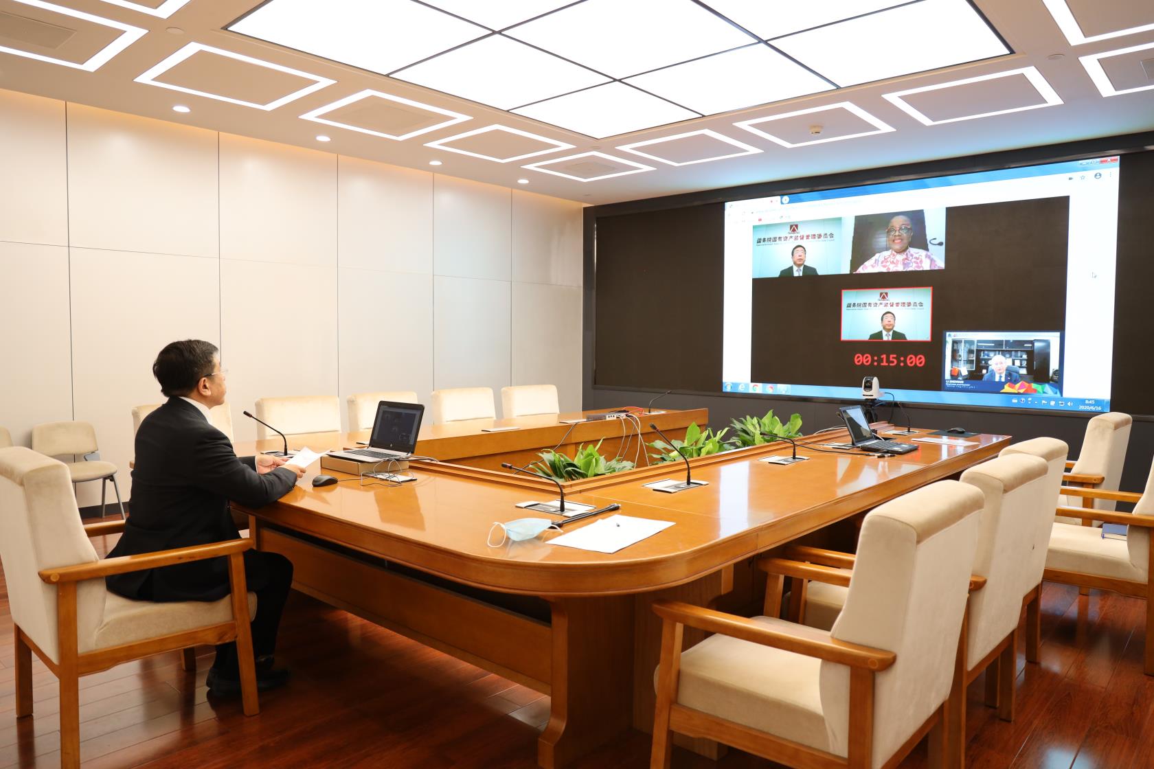 任洪斌出席联合国全球左券向导人峰会（线上）暨  联合国全球左券组织建设二十周年庆典并做主旨演讲-尊龙凯时
