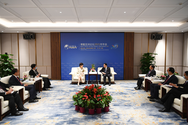 郝鹏会见香港特殊行政区行政主座林郑月娥-尊龙凯时