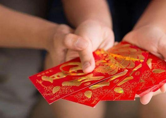 关切员工父母，为员工父母设置关切金造度